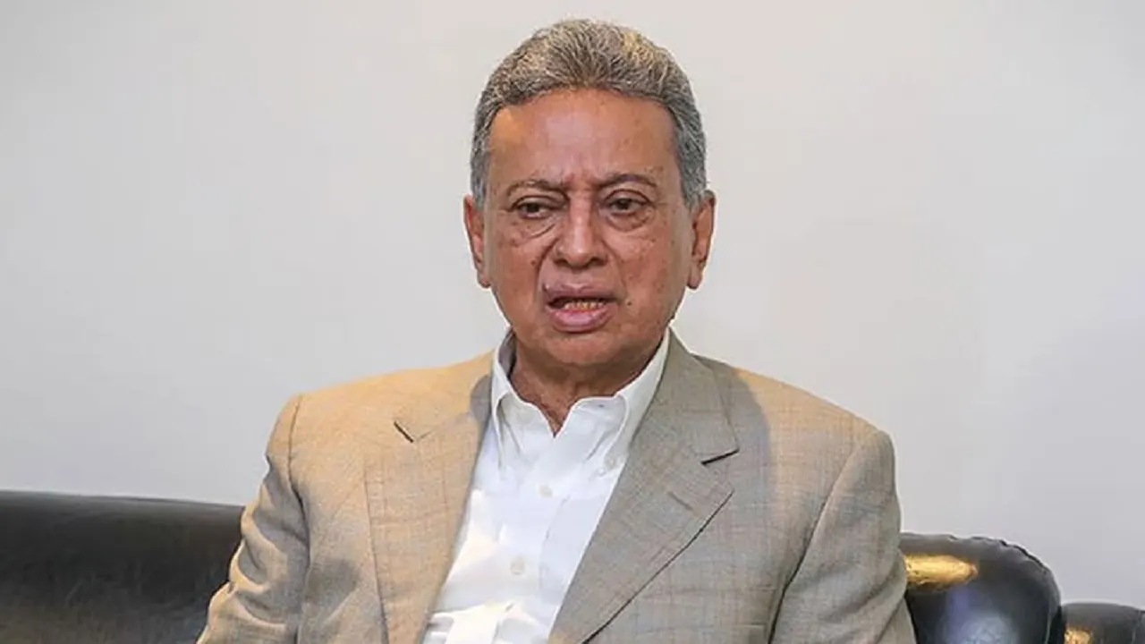 অর্থ মন্ত্রণালয়ের দায়িত্ব পেতে যাচ্ছেন আমীর খসরু