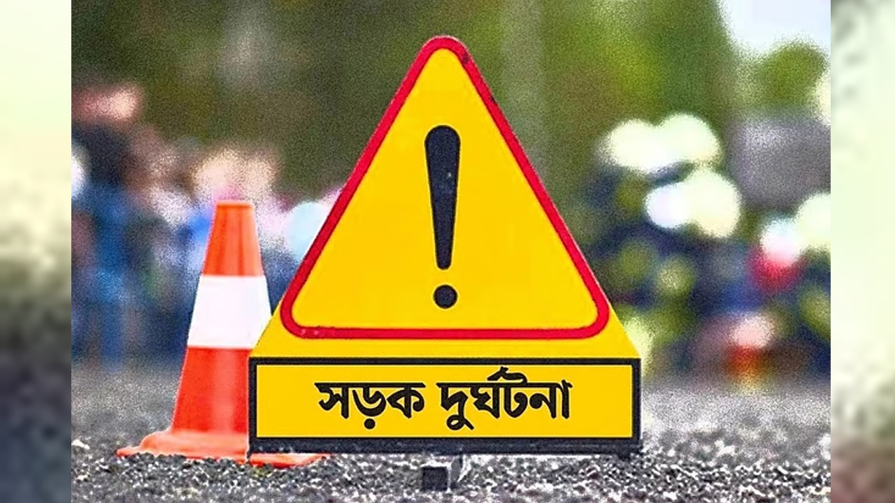 যাত্রাবাড়ীতে লেগুনা ও বাস সংঘর্ষে নিহত ২