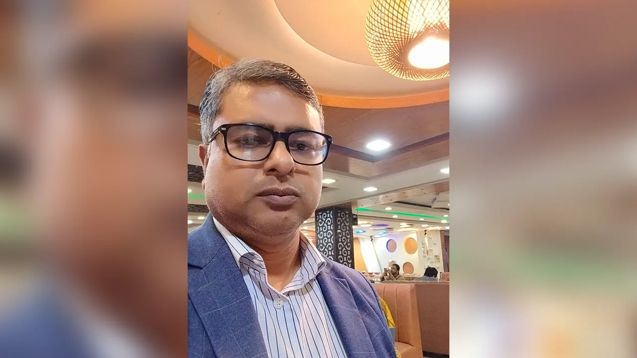 দয়াল দত্তের একুশের অগ্নিশপথ...