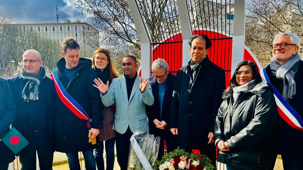 প্যারিসে আন্তর্জাতিক মাতৃভাষা দিবস পালিত