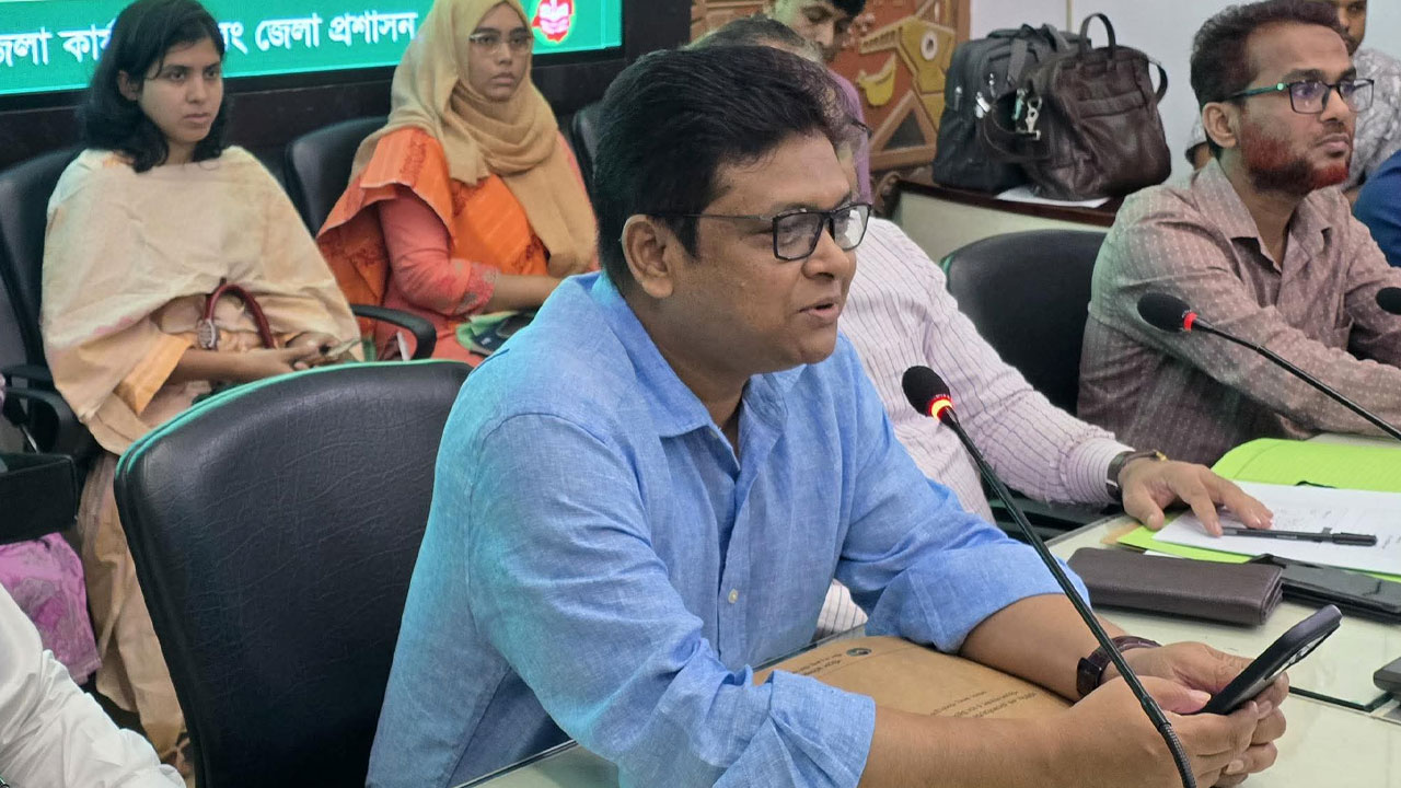 ব্যবহৃত টিস্যু পকেটে রেখে বাসায় ফিরি : ডিসি নূরুল করিম ভূঁইয়া