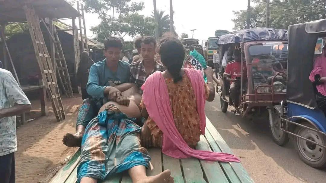 ভ্যানগাড়িতে কাতরাচ্ছিলেন আমিনুল, যানজট পেরোতে না পেরেই মৃত্যু