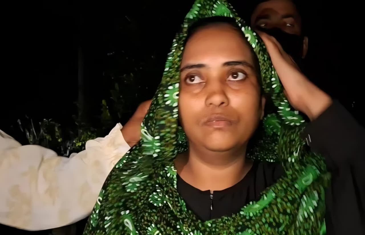 স্বামীকে হত্যা করে টুকরো টুকরো করে ফ্রিজে রাখতে গিয়ে ধরা স্ত্রী