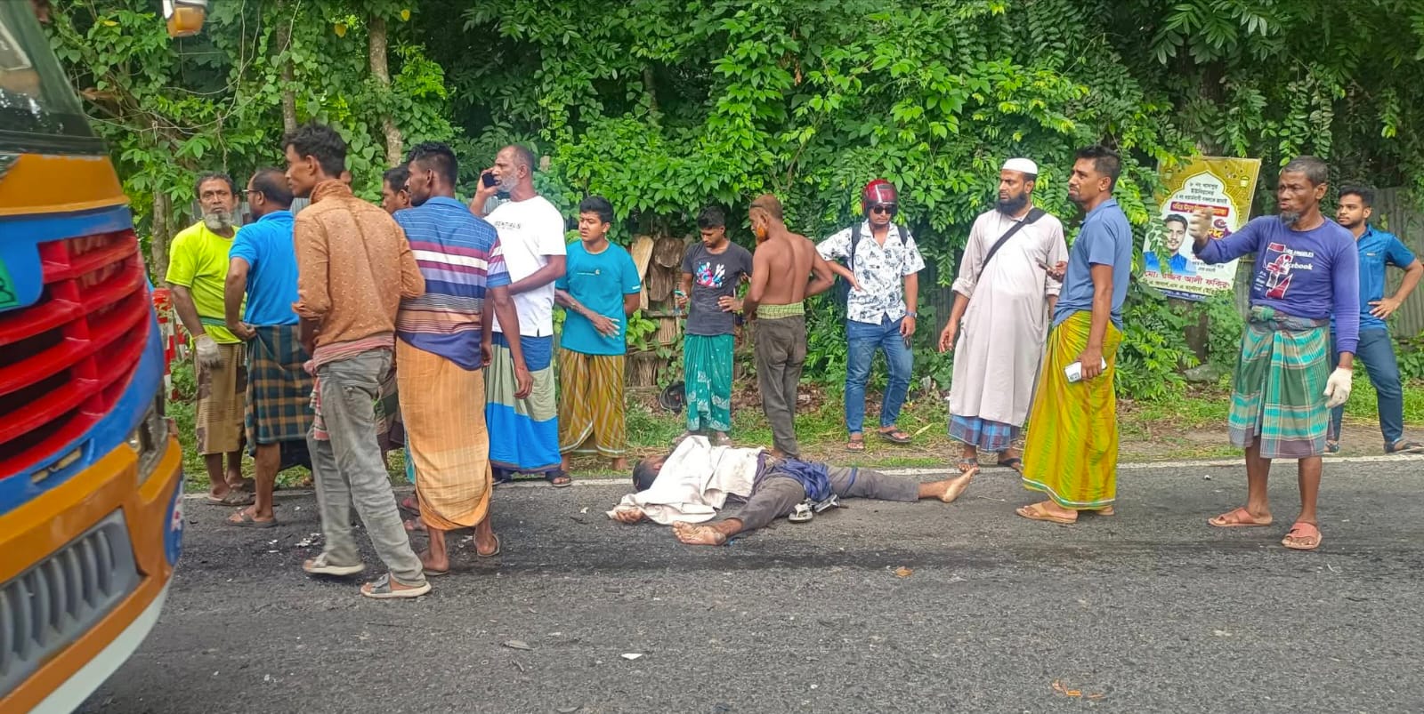 বাগেরহাটে খুলনা-মোংলা মহাসড়কে ট্রাক ও মোটরসাইকেল সংঘর্ষ, নিহত ১ ও আহত ২