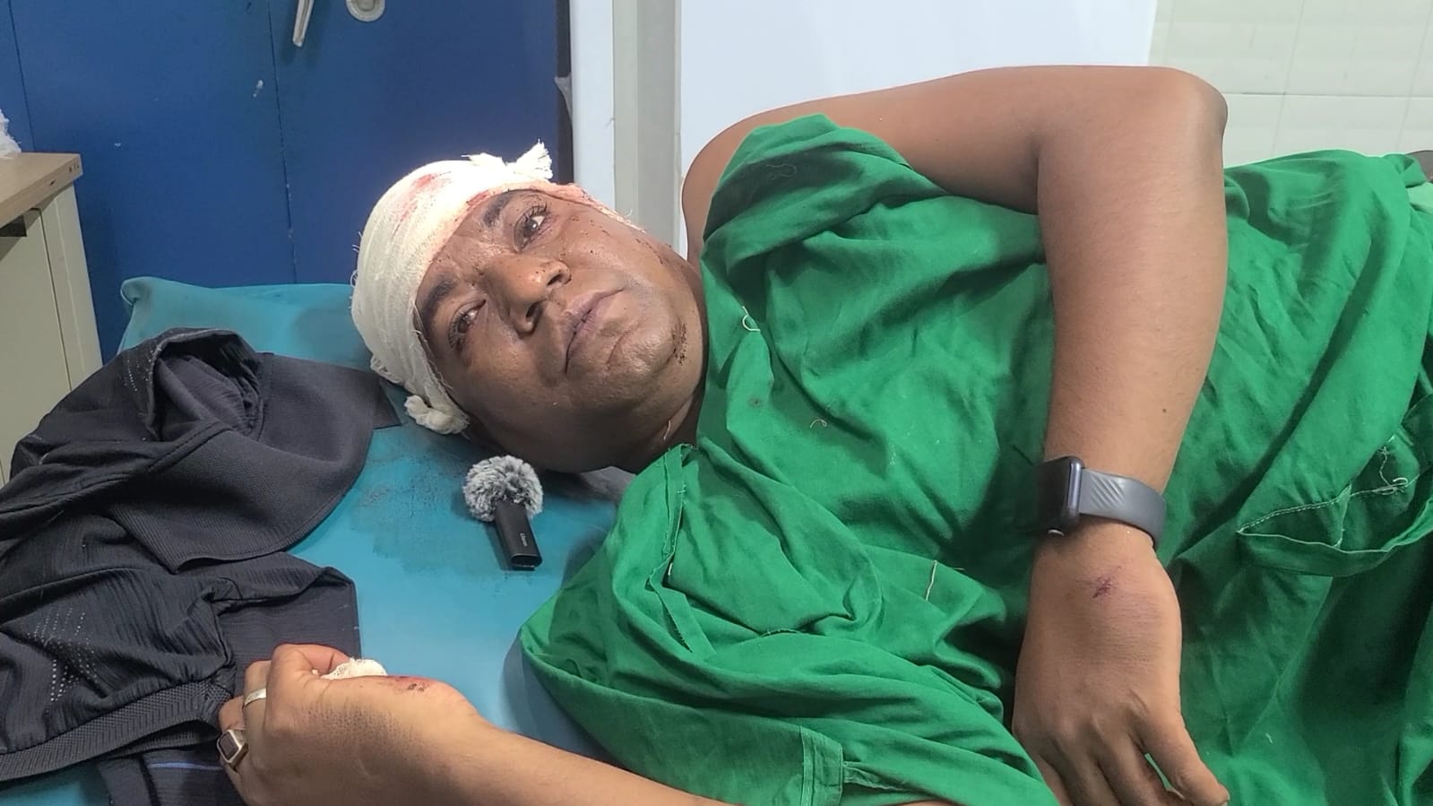 কল রেকর্ডের জেরে সাতক্ষীরায় ছাত্রদল নেতার ওপর হামলা, আহত ১০; রাতেই যুবদলের বিক্ষোভ