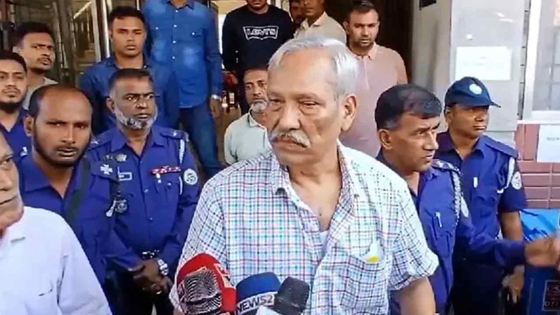 ইসহাক জোমাদ্দার হত্যা মামলায় সাবেক এমপি শাহজাহান ওমর গ্রেপ্তার