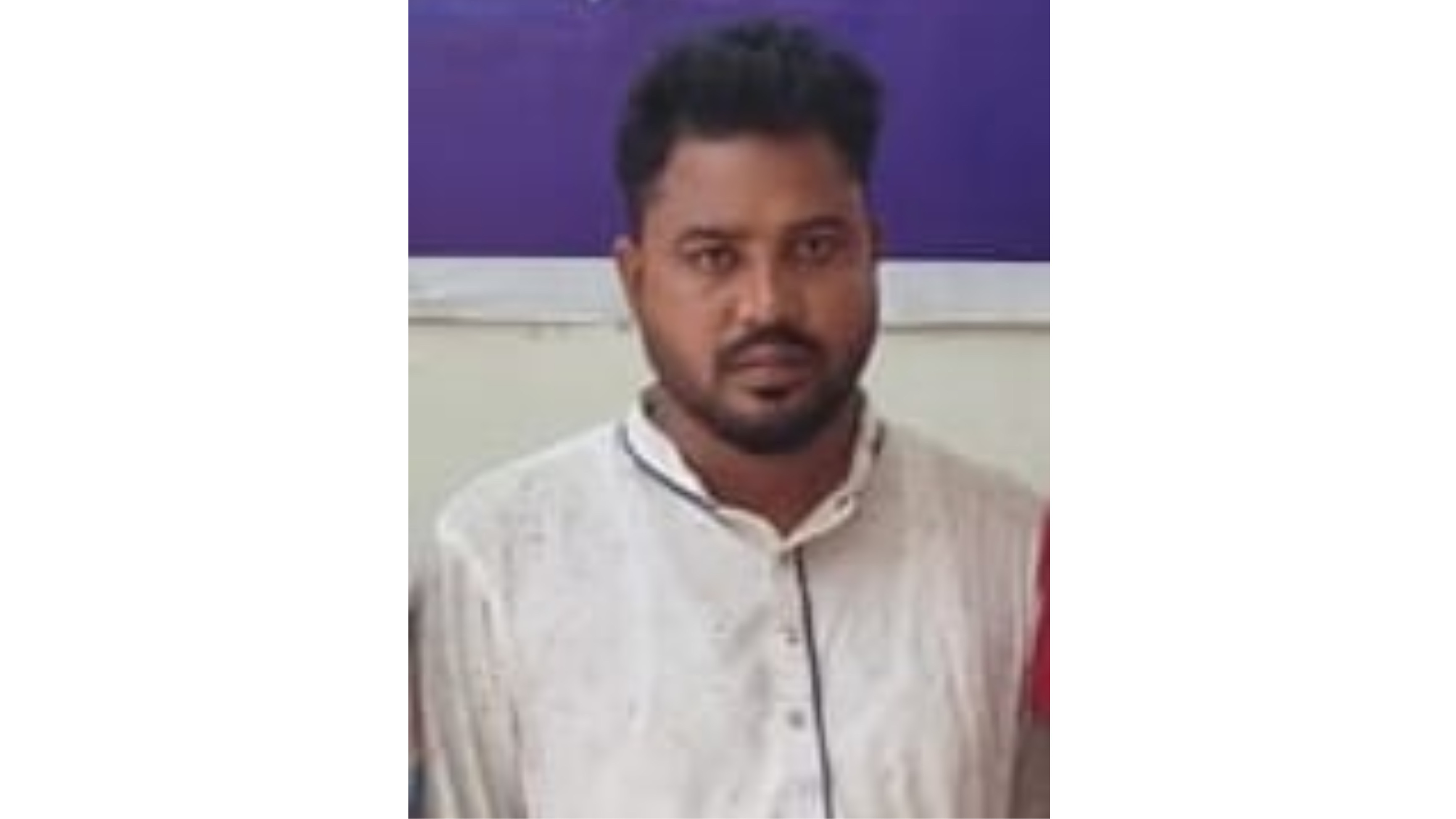 নিম্নমানের ইট দিয়ে রাস্তা নির্মাণে বাধা, প্রকৌশলী-জনতাকে হুমকি; সাব-ঠিকাদার গ্রেপ্তার