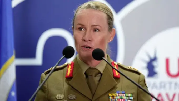 লেফটেন্যান্ট জেনারেল সুসান কয়েল